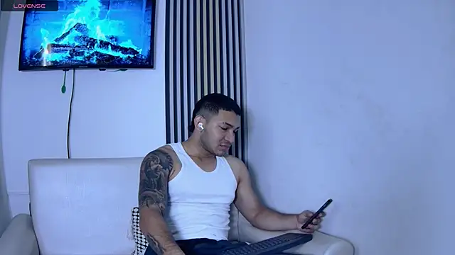 venedic bull online show from November 2025 04:12:02 AM