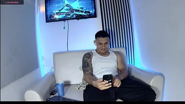 venedic bull online show from November 2025 04:16:01 AM