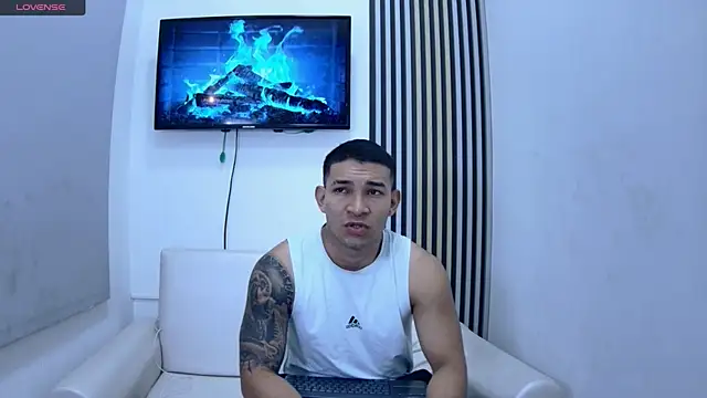 venedic bull online show from November 2025 04:24:02 AM