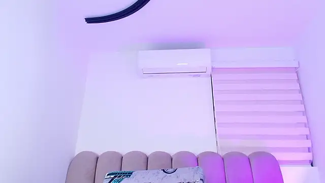 ashly mr online show from February 2026 12:01:02 PM