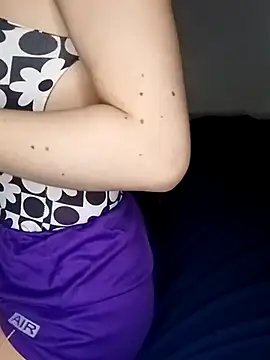 Queen hot888 online show from October 2025 04:00:02 AM