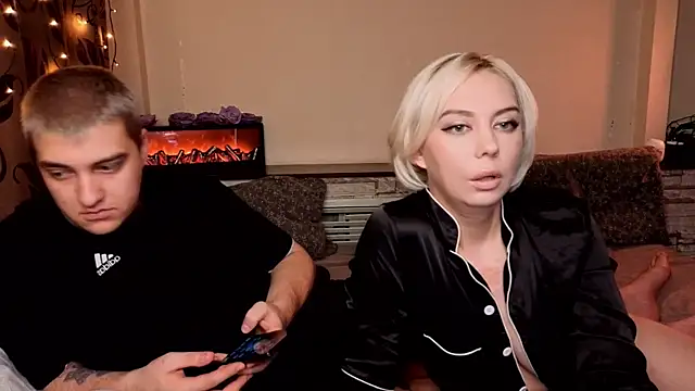 Sex Vibe couple online show from November 2025 09:40:02 PM