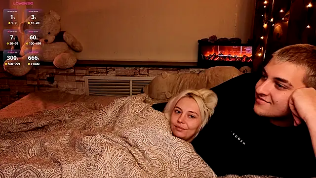 Sex Vibe couple online show from November 2025 05:06:01 PM