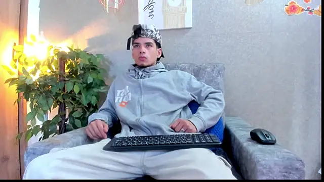 Snapshot of Axelwiliams chatting on October 2025 06:19:02 PM Axelwiliams online show from October 2025 06:19:02 PM