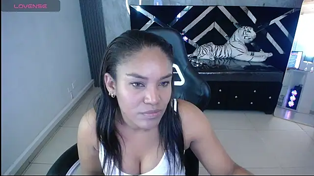 kamala a online show from October 2025 03:40:01 AM