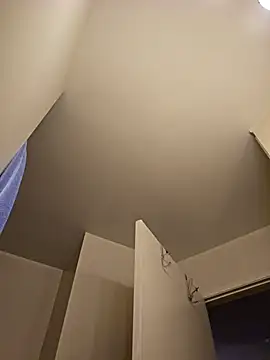 Snapshot of Roddog18 chatting on October 2025 01:50:02 AM Roddog18 online show from October 2025 01:50:02 AM