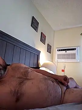 Roddog18 online show from March 2026 07:50:02 PM