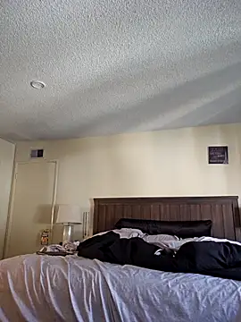 Snapshot of Roddog18 chatting on October 2025 11:16:01 PM Roddog18 online show from October 2025 11:16:01 PM