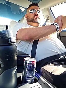 Roddog18 online show from April 2026 11:50:01 PM