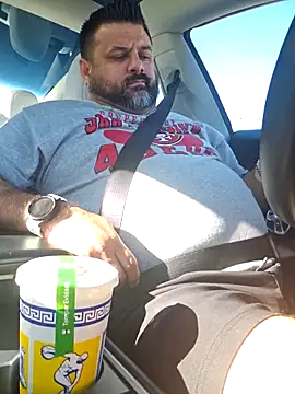 Roddog18 online show from February 2026 05:21:02 PM