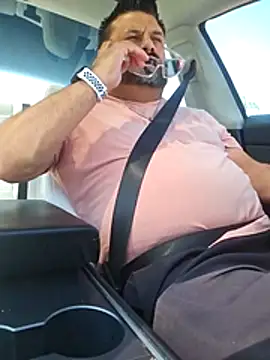 Roddog18 online show from March 2026 09:03:01 PM