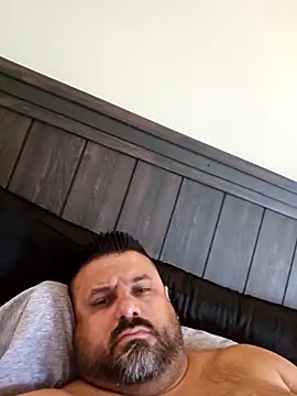 Snapshot of Roddog18 chatting on October 2025 07:47:02 PM Roddog18 online show from October 2025 07:47:02 PM