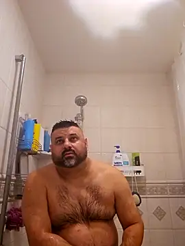 Snapshot of Roddog18 chatting on November 2025 06:17:02 AM Roddog18 online show from November 2025 06:17:02 AM