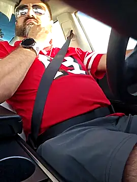 Roddog18 online show from January 2026 03:59:01 PM