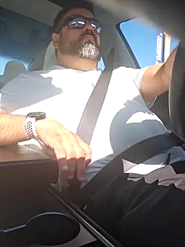 Snapshot of Roddog18 chatting on November 2025 08:35:02 PM Roddog18 online show from November 2025 08:35:02 PM