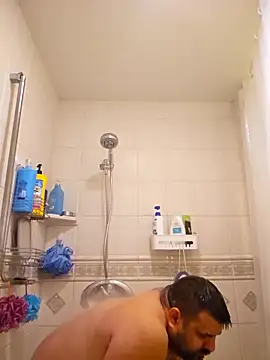 Snapshot of Roddog18 chatting on November 2025 08:14:01 AM Roddog18 online show from November 2025 08:14:01 AM