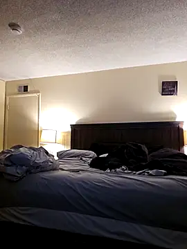 Roddog18 online show from March 2026 02:47:02 AM