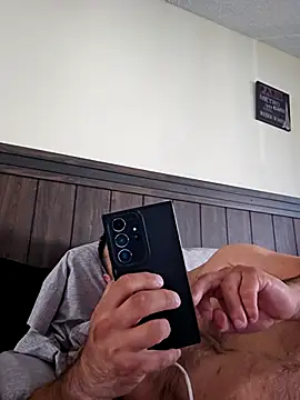 Roddog18 online show from February 2026 06:46:01 PM