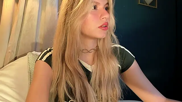 mia curry online show from June 2026 07:09:02 PM