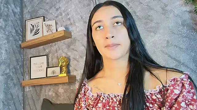 Nikolbrice online show from March 2026 06:57:01 PM