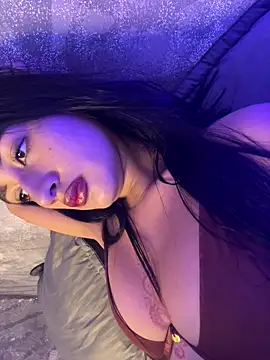 Snapshot of Nikolbrice chatting on February 2026 07:36:01 PM Nikolbrice online show from February 2026 07:36:01 PM