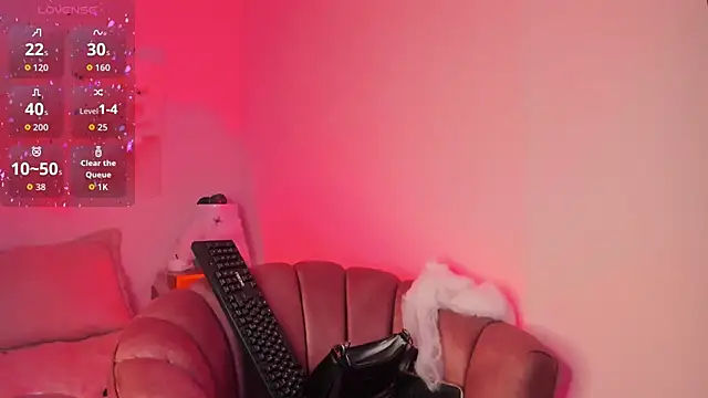 Snapshot of Nikolbrice chatting on October 2025 07:03:01 PM Nikolbrice online show from October 2025 07:03:01 PM