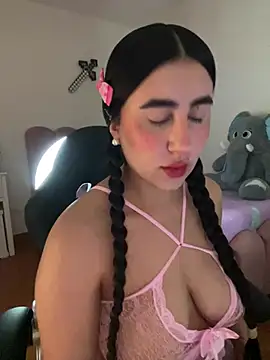 Miichii online show from February 2026 01:06:02 AM