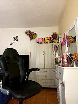 Miichii online show from October 2025 11:25:02 PM