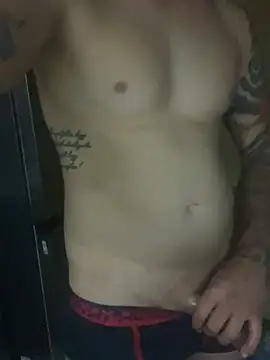 tompet2122 online show from June 2026 10:26:01 PM