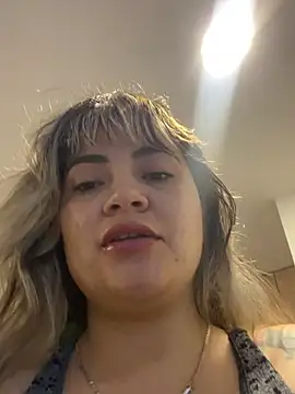 Zoe riivas online show from February 2026 11:07:01 AM