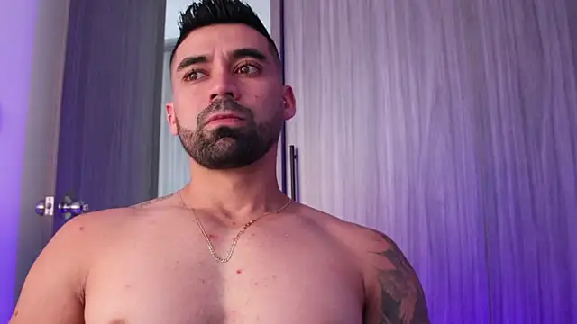 Snapshot of SOY_MIKE chatting on November 2025 03:27:01 PM SOY MIKE online show from November 2025 03:27:01 PM