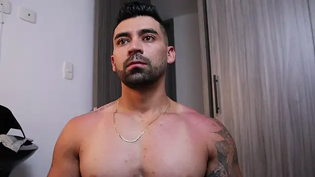 Snapshot of SOY_MIKE chatting on December 2025 10:32:01 PM SOY MIKE online show from December 2025 10:32:01 PM