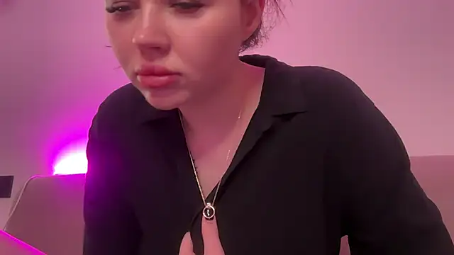 AlmaryKim online show from March 2026 08:14:02 PM