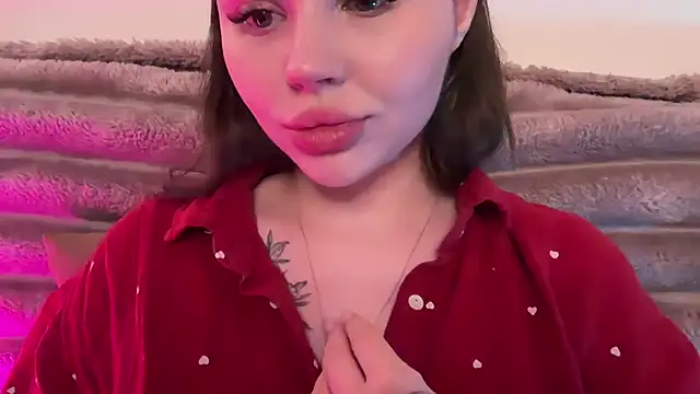 AlmaryKim online show from May 2026 06:39:02 PM