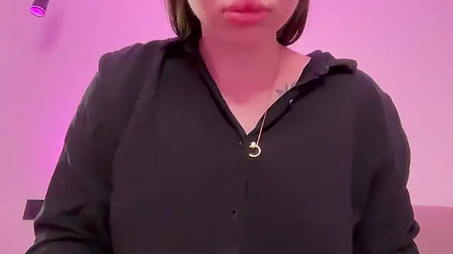 AlmaryKim online show from March 2026 08:10:02 PM