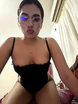 Brianna bunny05 online show from November 2025 05:00:02 AM