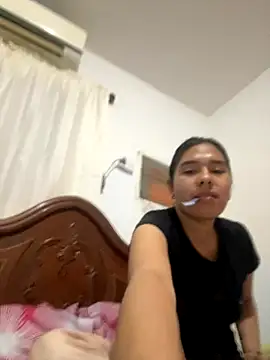 Brianna bunny05 online show from December 2025 05:53:02 AM