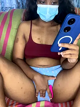 Snapshot of SukiyamaAsia chatting on December 2025 05:57:02 AM SukiyamaAsia online show from December 2025 05:57:02 AM