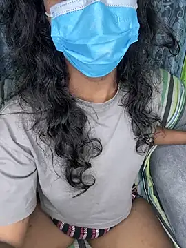 Snapshot of SukiyamaAsia chatting on February 2026 04:40:01 PM SukiyamaAsia online show from February 2026 04:40:01 PM