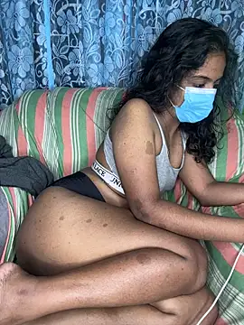 Snapshot of SukiyamaAsia chatting on February 2026 05:02:02 PM SukiyamaAsia online show from February 2026 05:02:02 PM