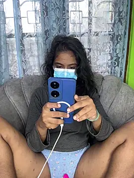 Snapshot of SukiyamaAsia chatting on February 2026 06:11:02 AM SukiyamaAsia online show from February 2026 06:11:02 AM