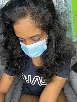 Snapshot of SukiyamaAsia chatting on November 2025 07:30:01 AM SukiyamaAsia online show from November 2025 07:30:01 AM