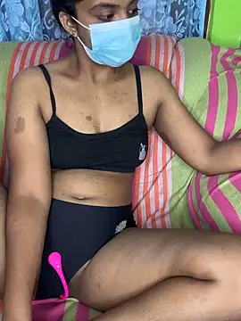 Snapshot of SukiyamaAsia chatting on December 2025 08:17:01 AM SukiyamaAsia online show from December 2025 08:17:01 AM