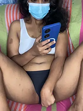 Snapshot of SukiyamaAsia chatting on December 2025 07:13:02 AM SukiyamaAsia online show from December 2025 07:13:02 AM