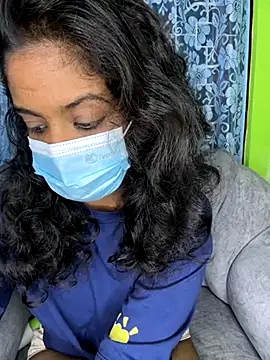 Snapshot of SukiyamaAsia chatting on November 2025 06:44:01 PM SukiyamaAsia online show from November 2025 06:44:01 PM