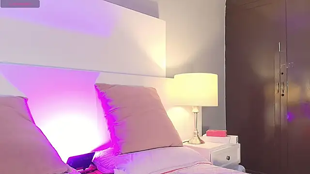 Dylan Katte online show from February 2026 12:10:01 AM