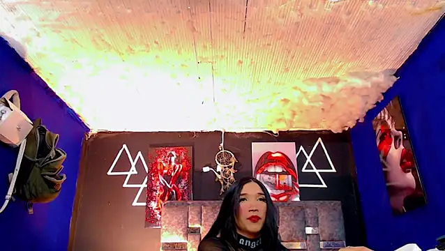 Fersexy Dolls online show from October 2025 04:13:02 AM