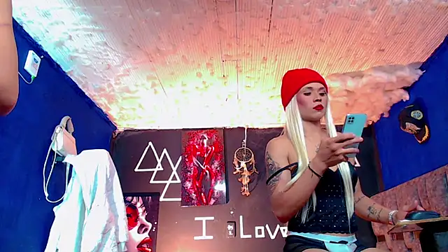 Fersexy Dolls online show from November 2025 04:50:02 AM