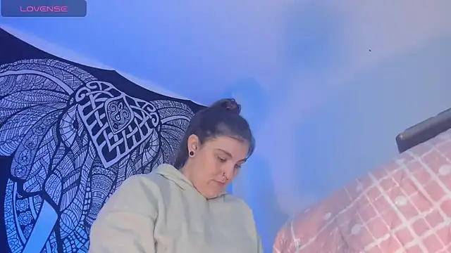 Anny ferrer1 online show from October 2025 12:23:02 AM