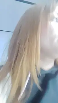 EvelynVega0 online show from November 2025 09:51:02 PM